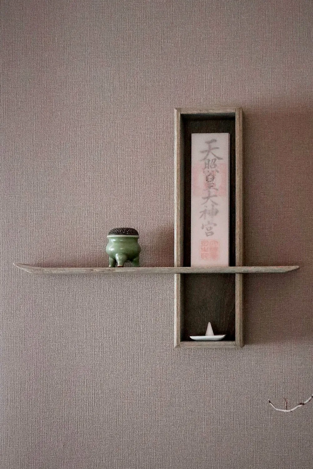 Shimoo Design / 浮様 KAMIDANA 神棚 - quoteunquote